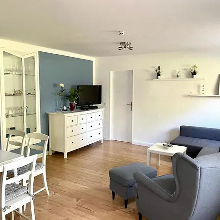 Apartamento M. Eigener Terrasse U. Zugang, Hamburg-nah