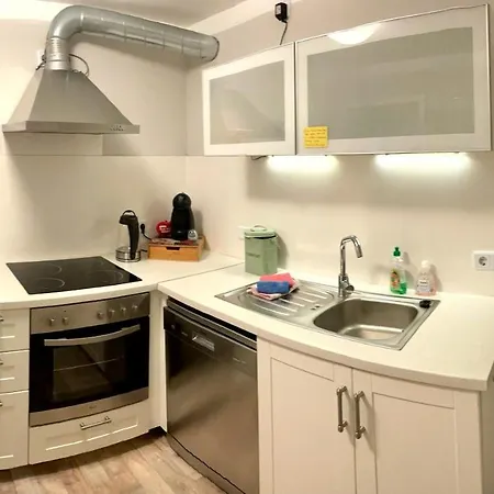 Apartamento M. Eigener Terrasse U. Zugang, Hamburg-nah